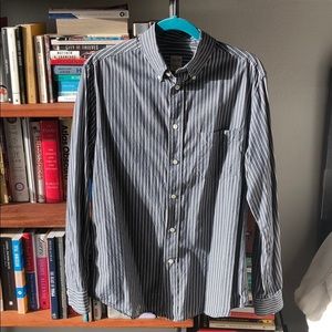 mossimo sz M button down men’s shirt